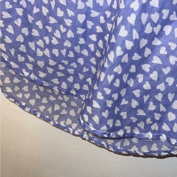 GAP Blue Heart Pattern Button Down Shirt - Picture 5 of 7